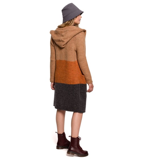 Sweter Kardigan Model BK072 Model 4 - BE Knit