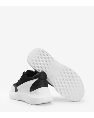 Czarne sneakersy z białymi dodatkami na wysokiej podeszwie Barteks