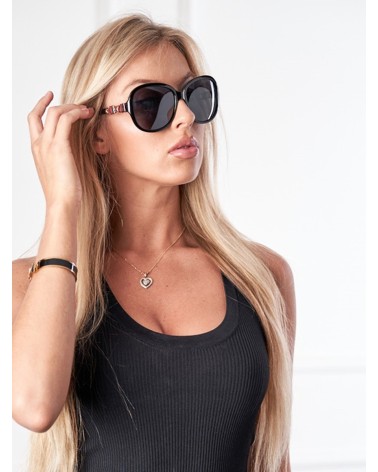 okulary czarne przeciwsłoneczne damskie
